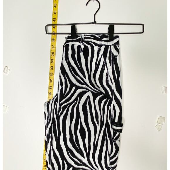 BDG Leila Zebra Print Carpenter Cargo Pants Womens Size 26 Urban Outfitters - Picture 15 of 16